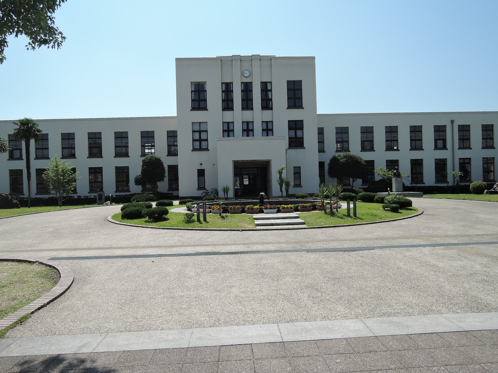 豊郷小学校